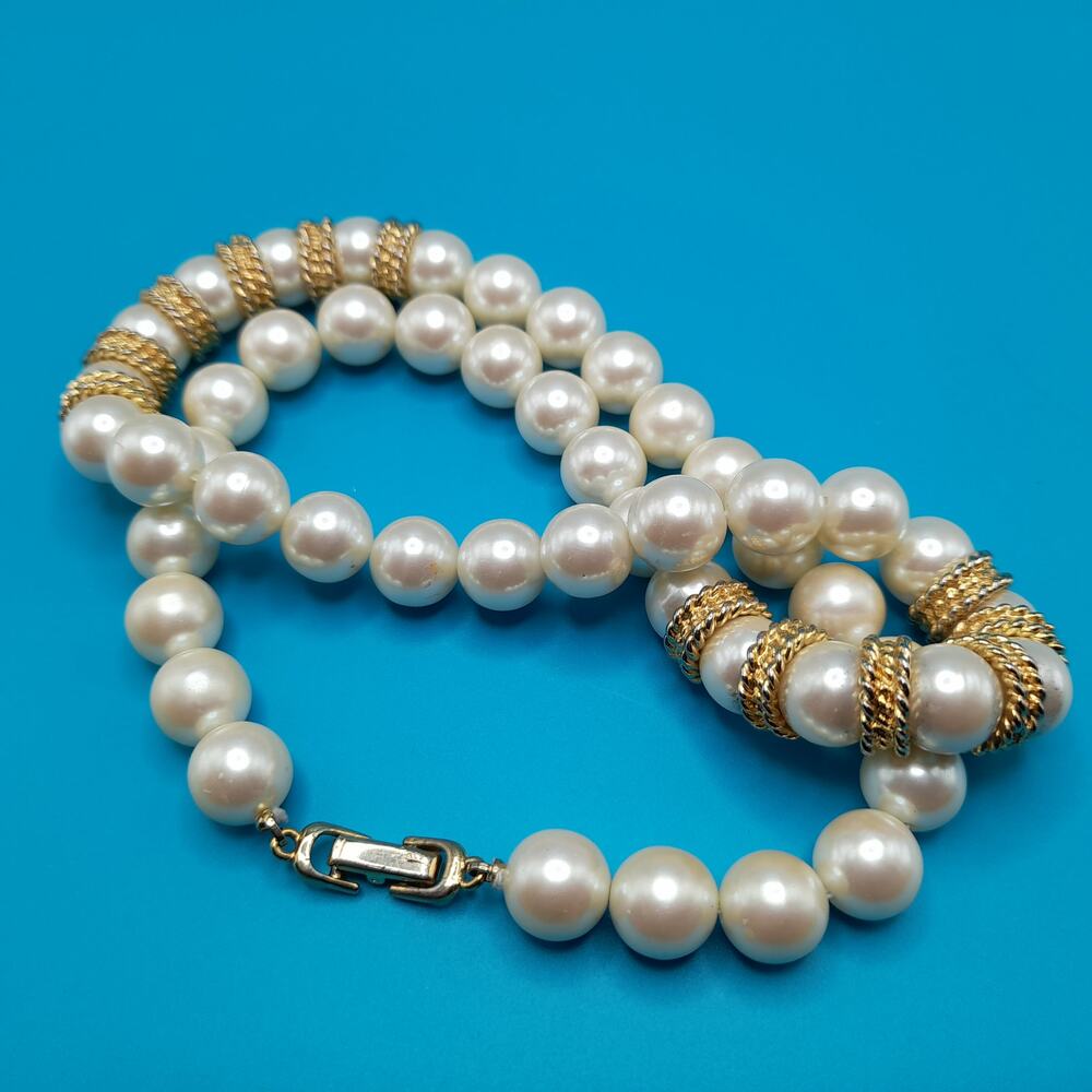 Vintage Glass Pearl Necklace, Gold Tone Accents, 24 Inches - Picture 2 of 10